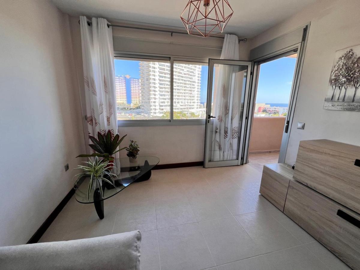 Seaview Paradise Hard Rock Apartment 아데제 외부 사진